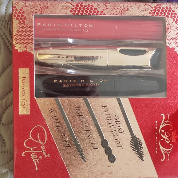 Makeup - Picture 4 of 4